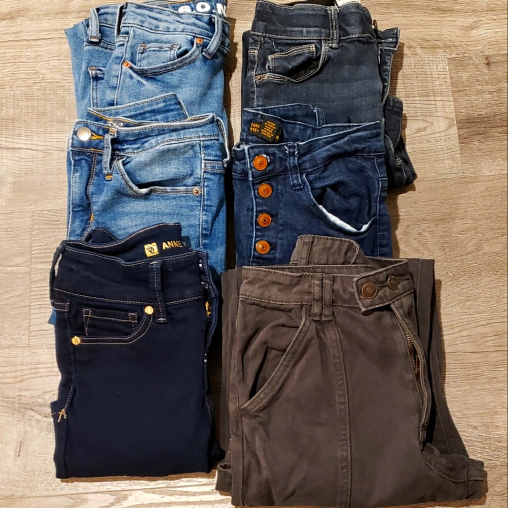 Bundle of jeans